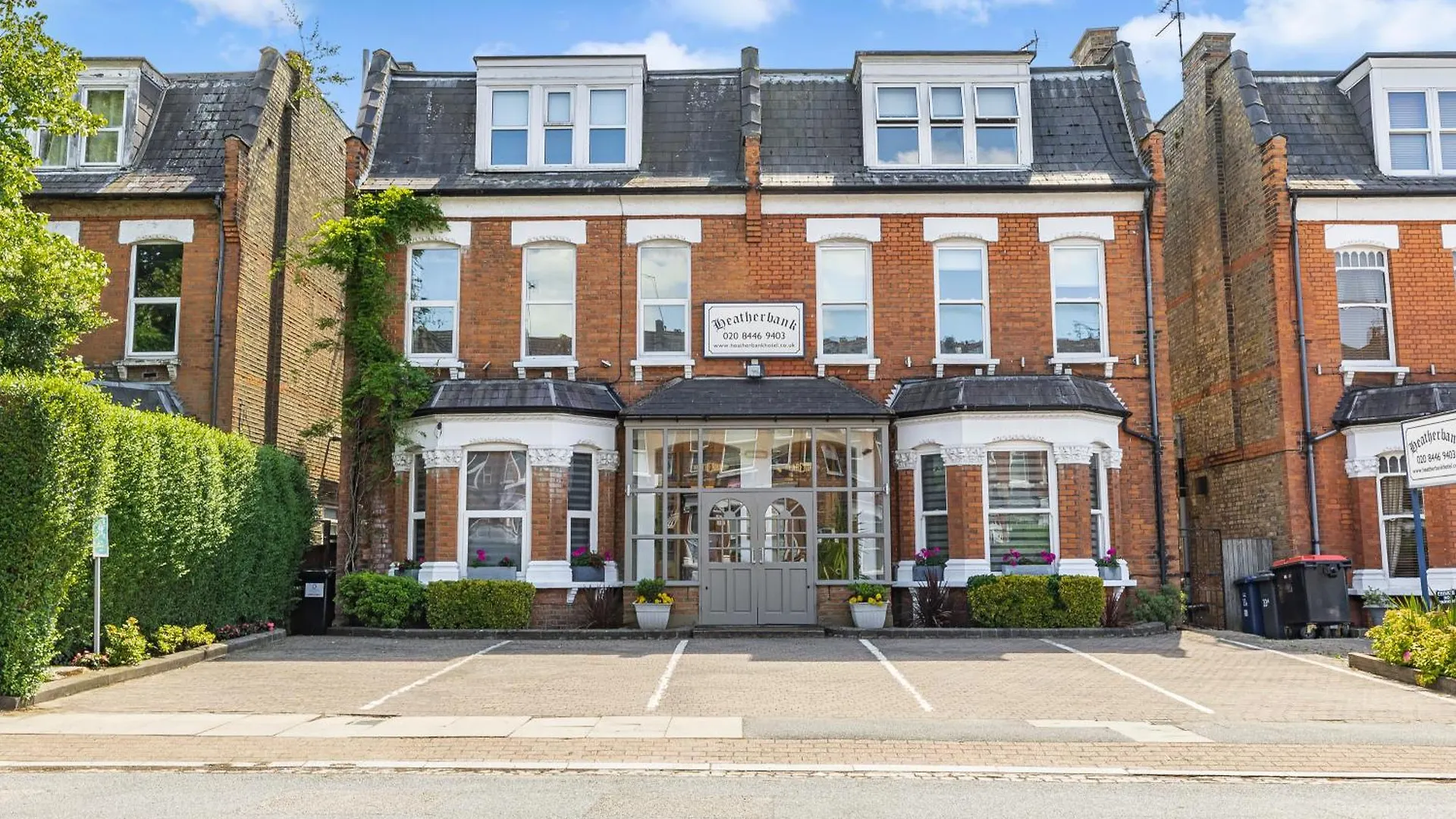 4 Budget Hotels Near Kenwood House That Actually Deliver