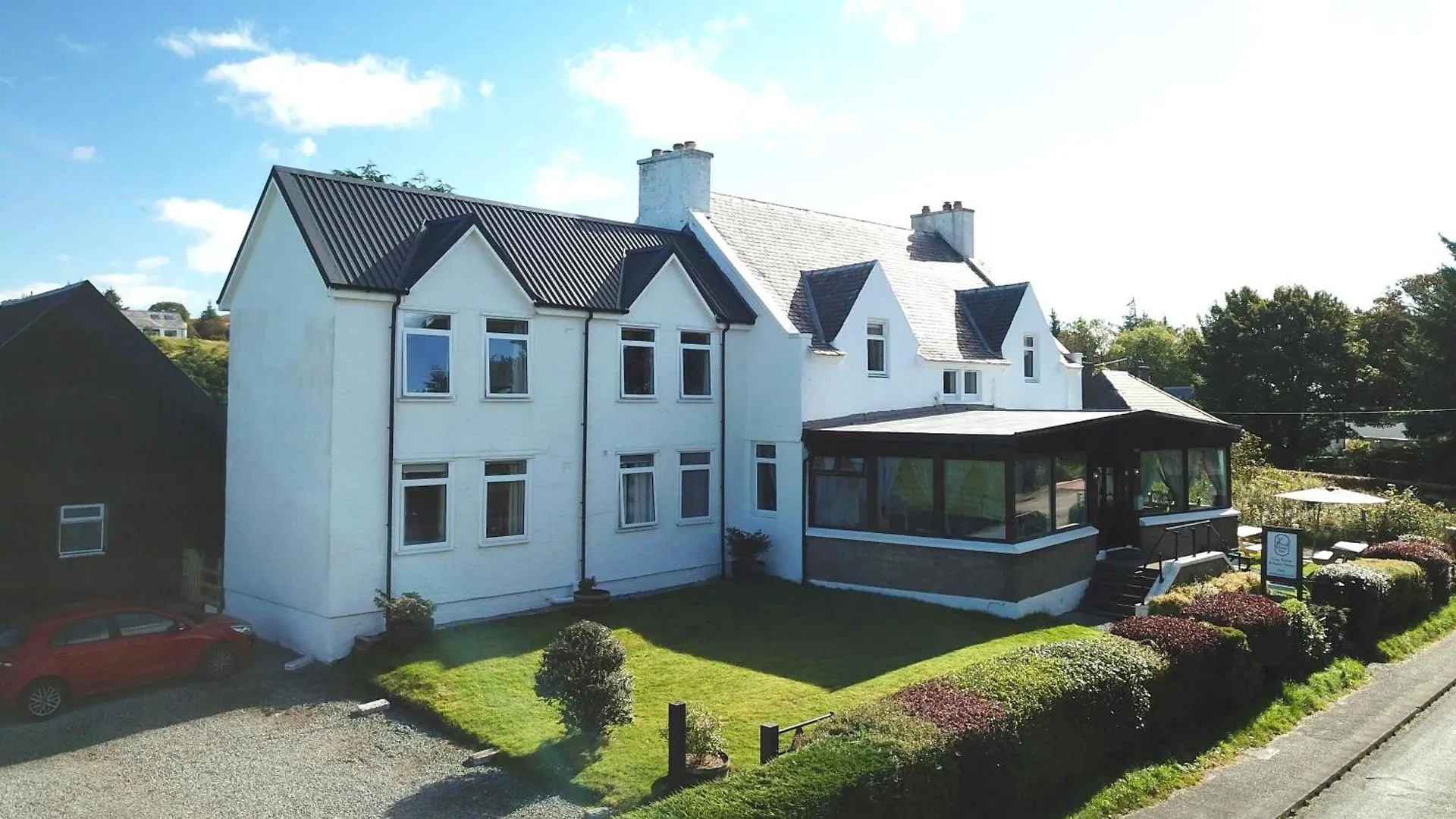 11 Smart Central Hotels in the Hebrides Worth Booking